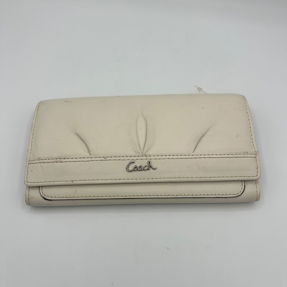 Coach Cream Leather Pleated Slim Envelope Wallet Silver Script Logo